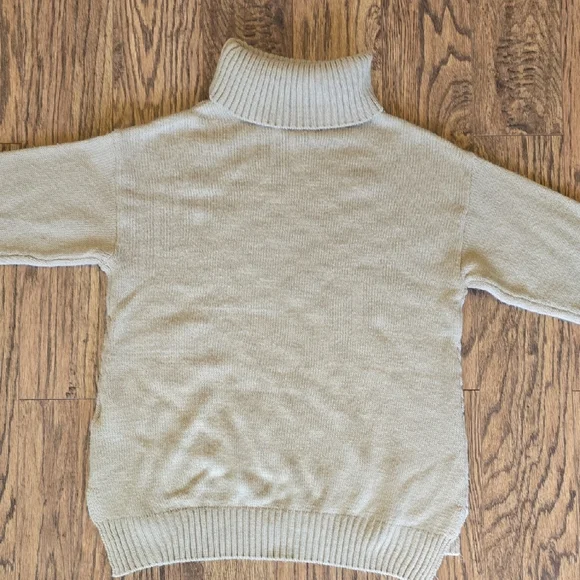 Briggs New York Tan Cable Knit Sweater - Women Size S - Picture 3 of 9